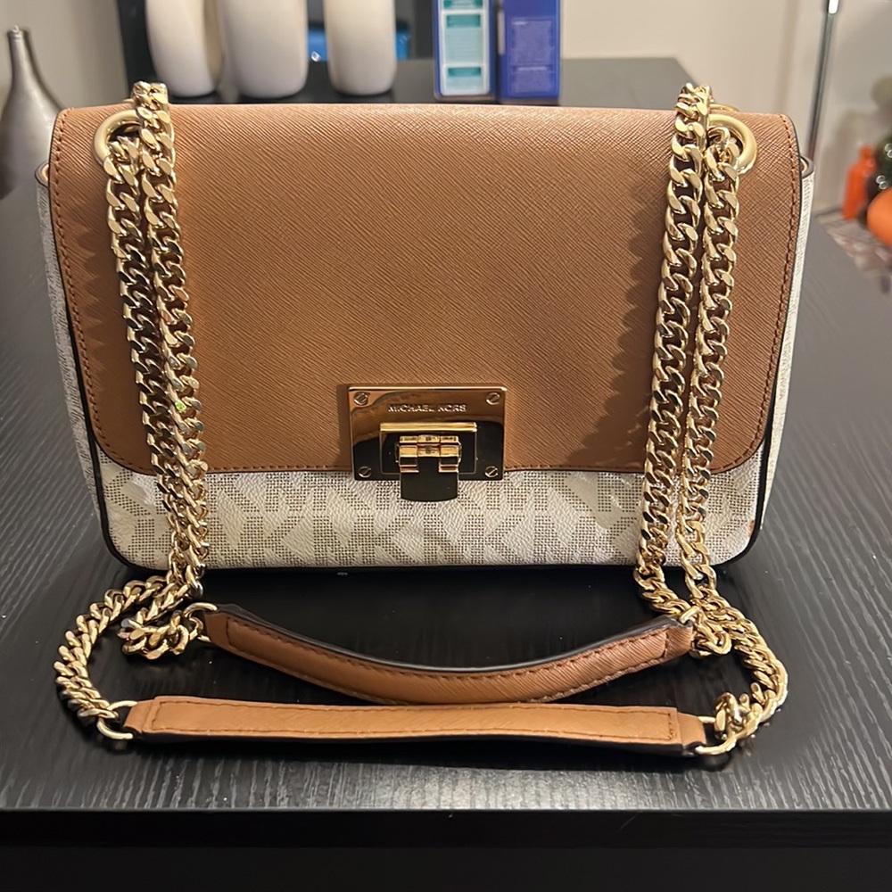 Michael Kors Crossbody Bag